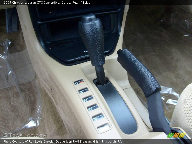 Spruce Pearl / Beige 1995 Chrysler Lebaron GTC Convertible