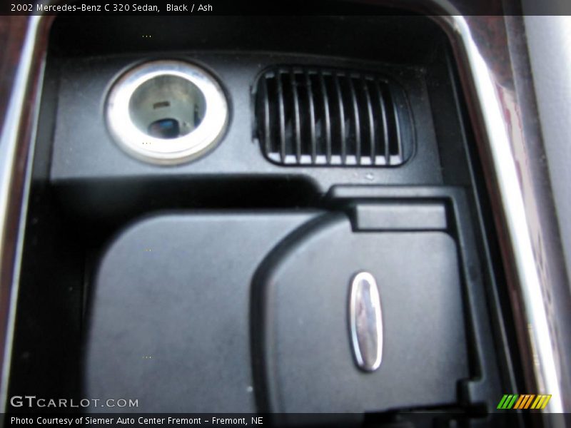 Black / Ash 2002 Mercedes-Benz C 320 Sedan