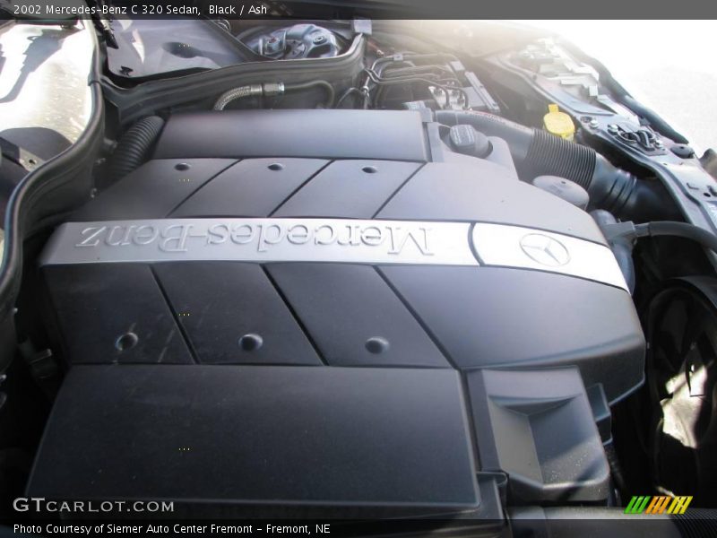 Black / Ash 2002 Mercedes-Benz C 320 Sedan