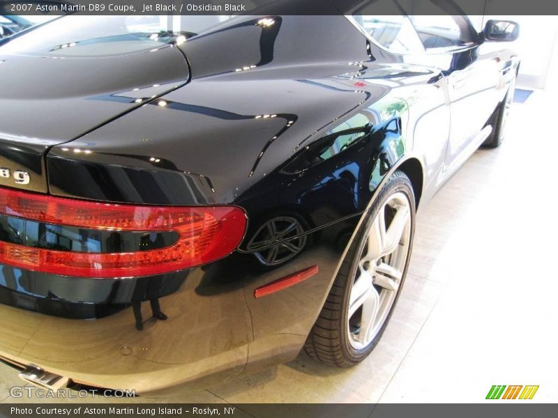 Jet Black / Obsidian Black 2007 Aston Martin DB9 Coupe
