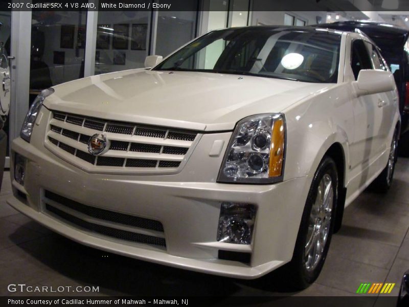 White Diamond / Ebony 2007 Cadillac SRX 4 V8 AWD