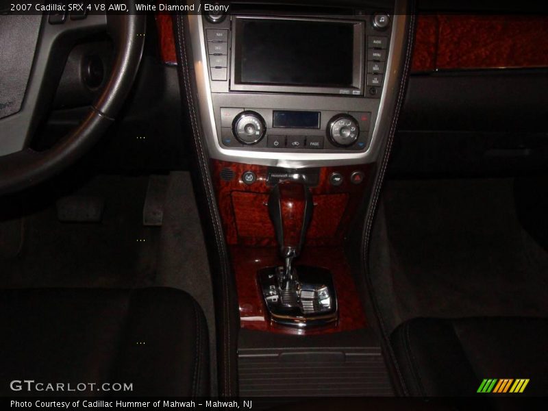 White Diamond / Ebony 2007 Cadillac SRX 4 V8 AWD