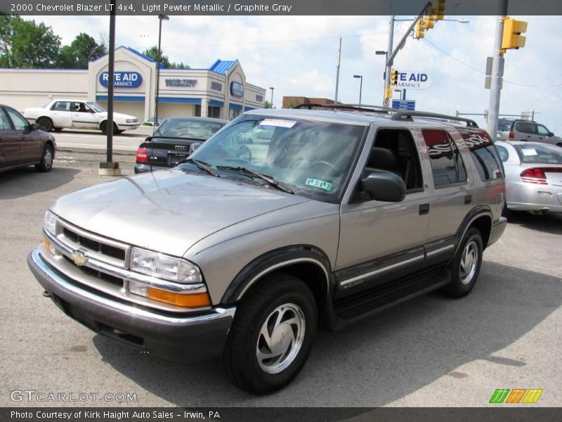 Light Pewter Metallic / Graphite Gray 2000 Chevrolet Blazer LT 4x4