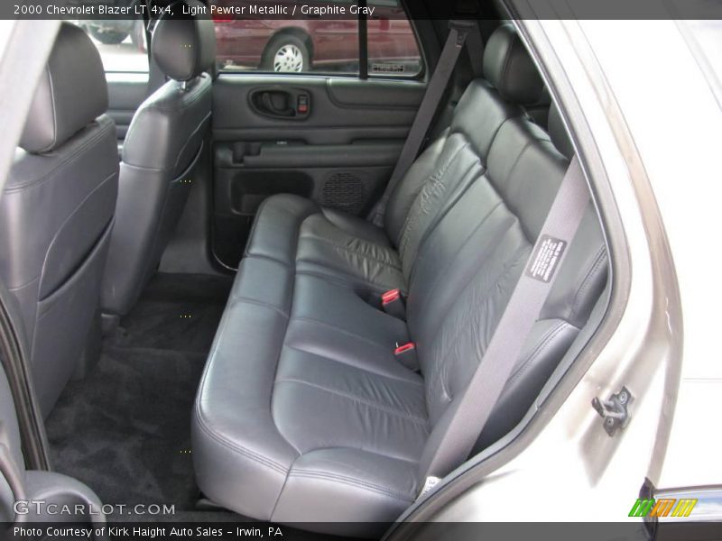Light Pewter Metallic / Graphite Gray 2000 Chevrolet Blazer LT 4x4