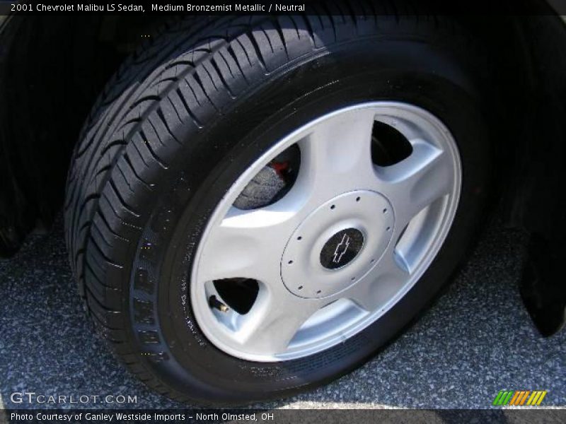 Medium Bronzemist Metallic / Neutral 2001 Chevrolet Malibu LS Sedan
