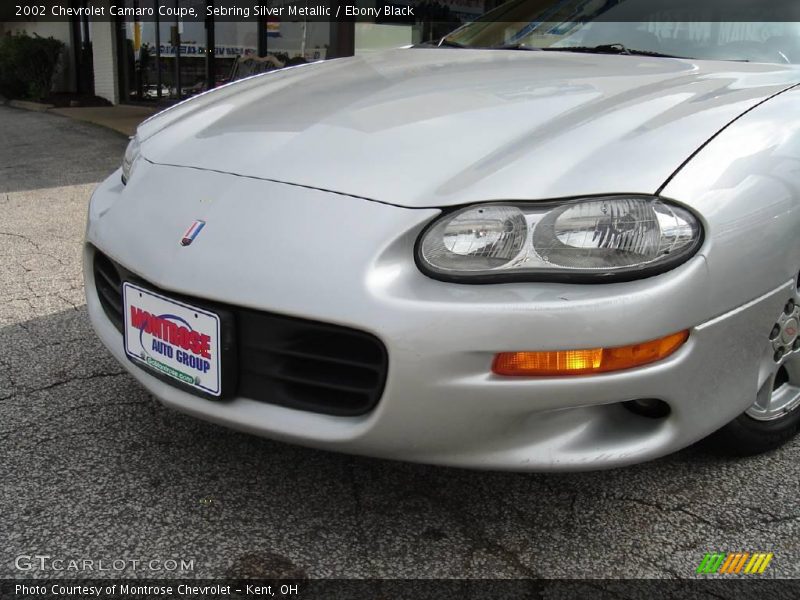 Sebring Silver Metallic / Ebony Black 2002 Chevrolet Camaro Coupe