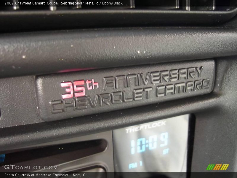 Sebring Silver Metallic / Ebony Black 2002 Chevrolet Camaro Coupe