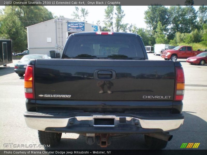 Onyx Black / Graphite 2002 Chevrolet Silverado 2500 LS Extended Cab 4x4