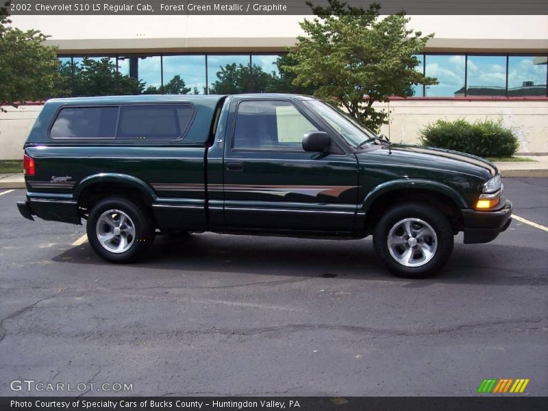 Forest Green Metallic / Graphite 2002 Chevrolet S10 LS Regular Cab