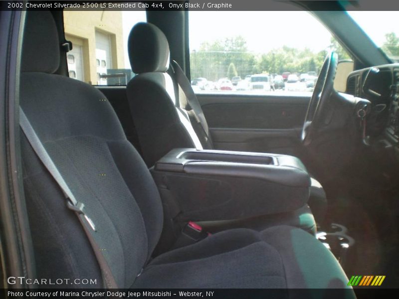 Onyx Black / Graphite 2002 Chevrolet Silverado 2500 LS Extended Cab 4x4