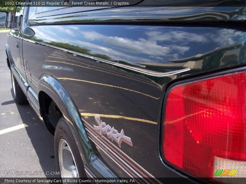 Forest Green Metallic / Graphite 2002 Chevrolet S10 LS Regular Cab