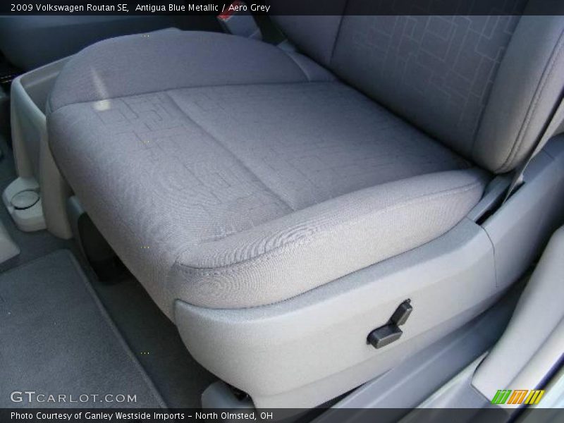 Antigua Blue Metallic / Aero Grey 2009 Volkswagen Routan SE
