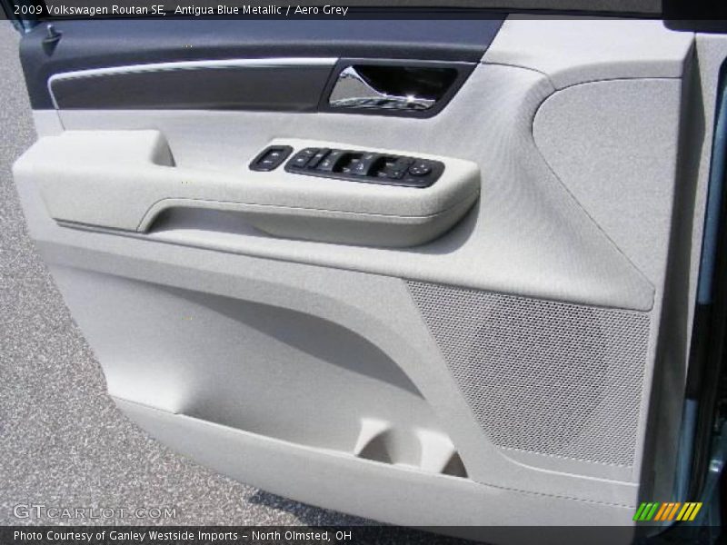 Antigua Blue Metallic / Aero Grey 2009 Volkswagen Routan SE