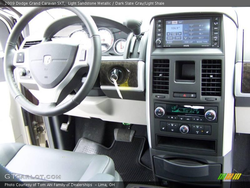 Light Sandstone Metallic / Dark Slate Gray/Light Shale 2009 Dodge Grand Caravan SXT