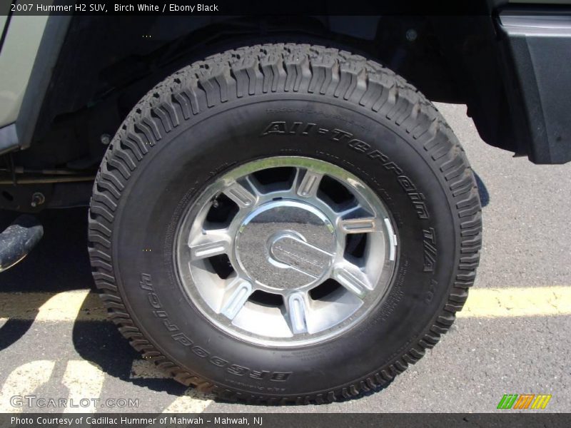 Birch White / Ebony Black 2007 Hummer H2 SUV