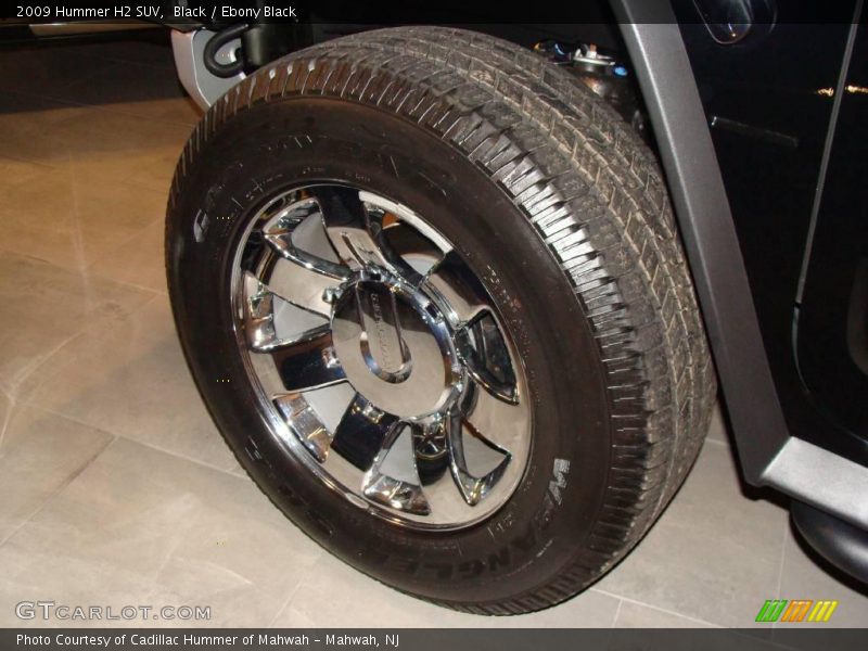 Black / Ebony Black 2009 Hummer H2 SUV