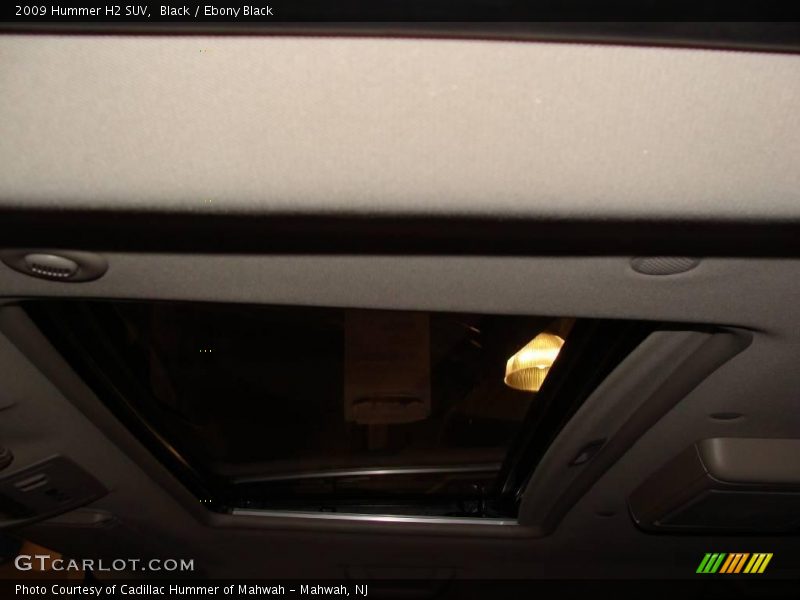 Black / Ebony Black 2009 Hummer H2 SUV
