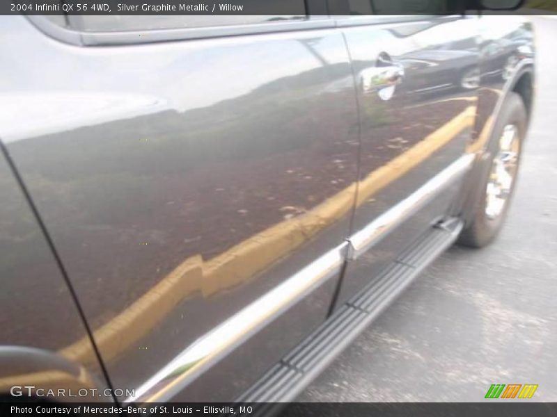 Silver Graphite Metallic / Willow 2004 Infiniti QX 56 4WD
