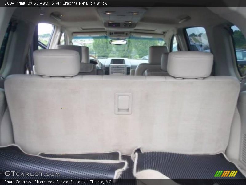 Silver Graphite Metallic / Willow 2004 Infiniti QX 56 4WD