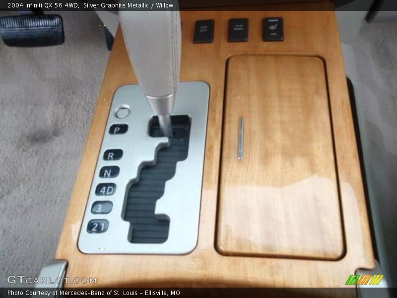Silver Graphite Metallic / Willow 2004 Infiniti QX 56 4WD