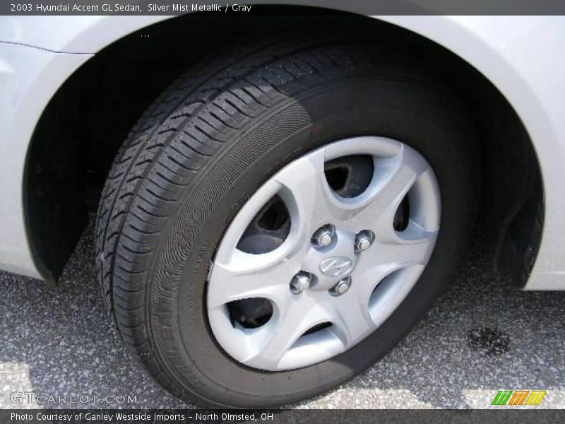 Silver Mist Metallic / Gray 2003 Hyundai Accent GL Sedan