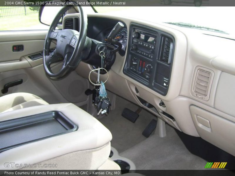 Sand Beige Metallic / Neutral 2004 GMC Sierra 1500 SLE Regular Cab