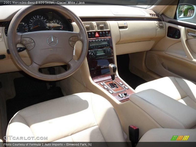 Glacier White / Java 2001 Mercedes-Benz E 320 Sedan