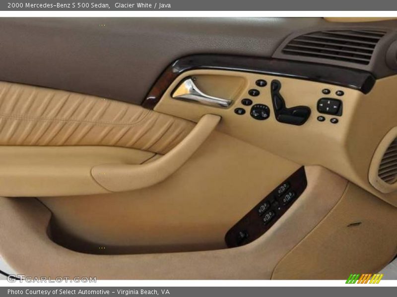 Glacier White / Java 2000 Mercedes-Benz S 500 Sedan