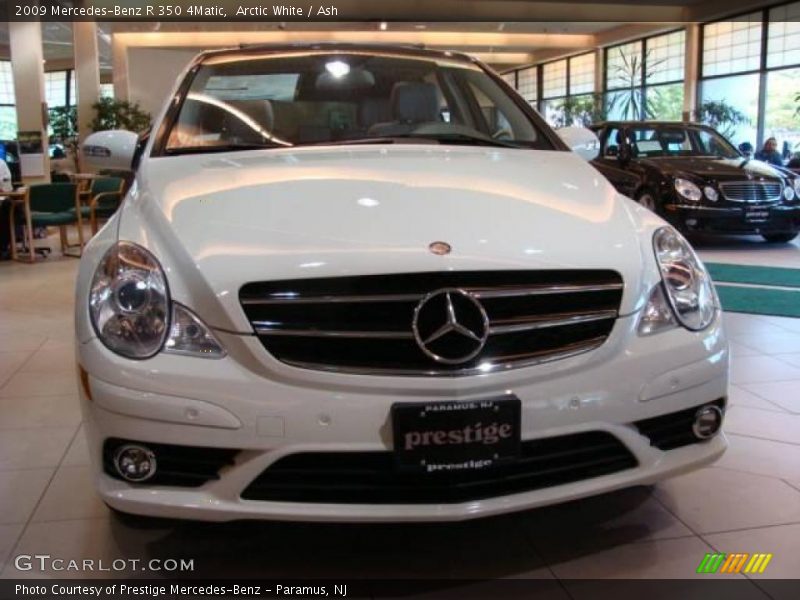 Arctic White / Ash 2009 Mercedes-Benz R 350 4Matic