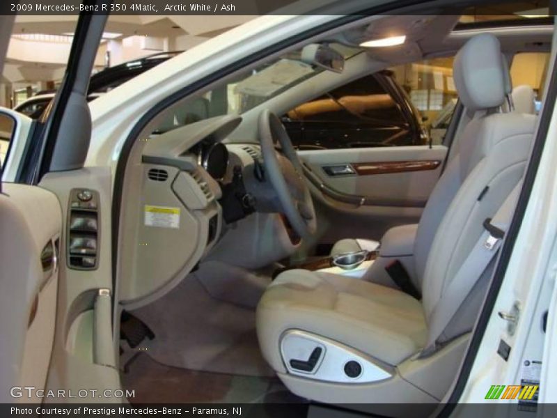 Arctic White / Ash 2009 Mercedes-Benz R 350 4Matic