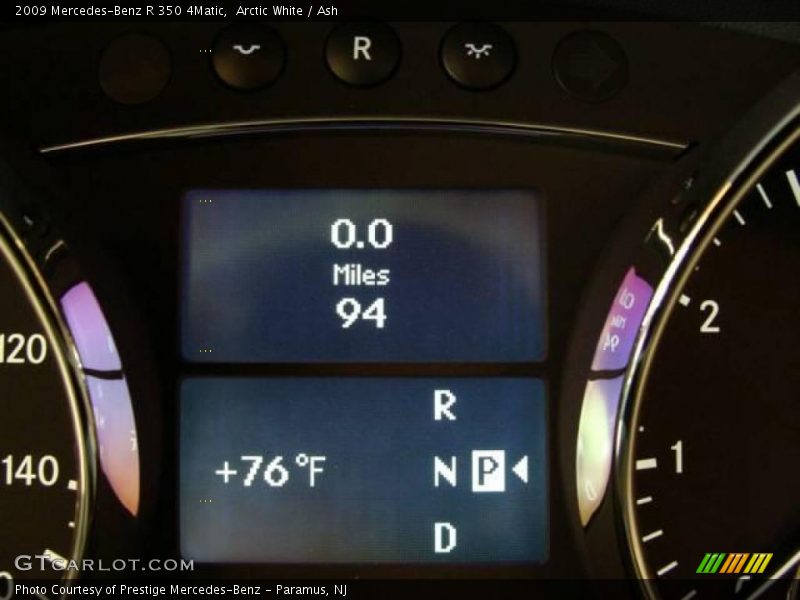 Arctic White / Ash 2009 Mercedes-Benz R 350 4Matic