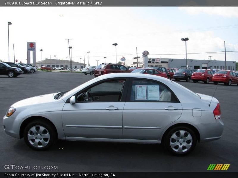 Bright Silver Metallic / Gray 2009 Kia Spectra EX Sedan