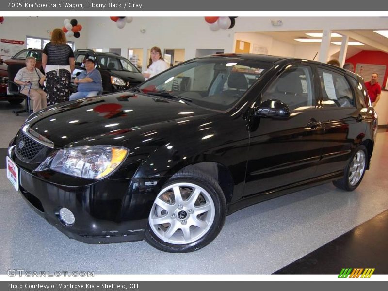 Ebony Black / Gray 2005 Kia Spectra 5 Wagon