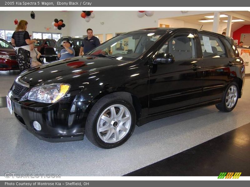 Ebony Black / Gray 2005 Kia Spectra 5 Wagon