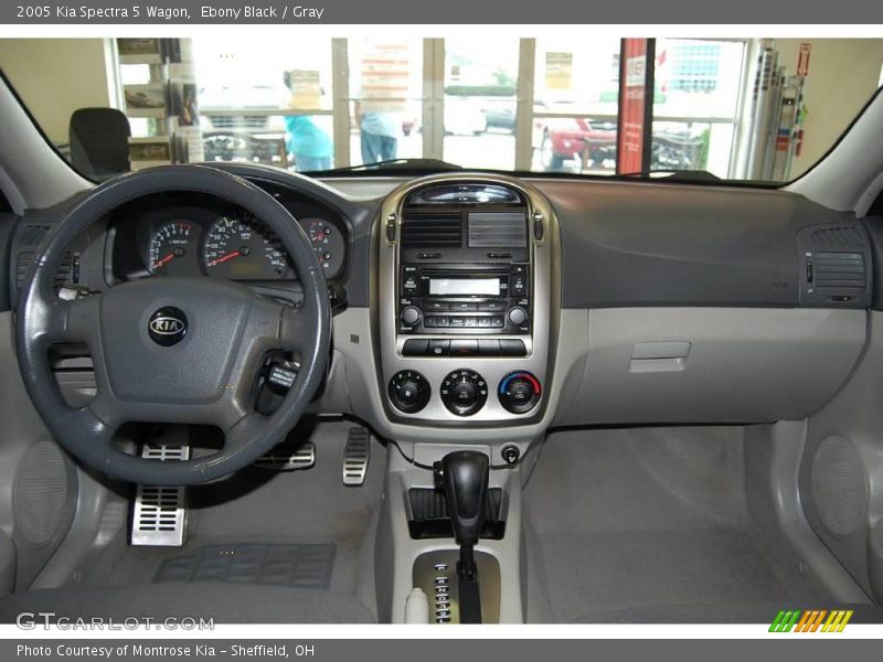 Ebony Black / Gray 2005 Kia Spectra 5 Wagon