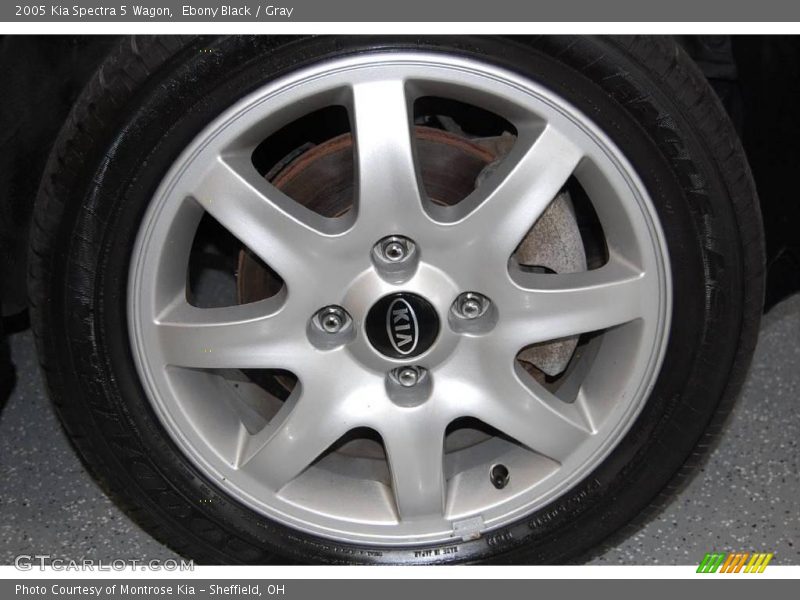 Ebony Black / Gray 2005 Kia Spectra 5 Wagon