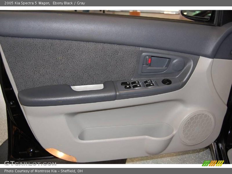 Ebony Black / Gray 2005 Kia Spectra 5 Wagon