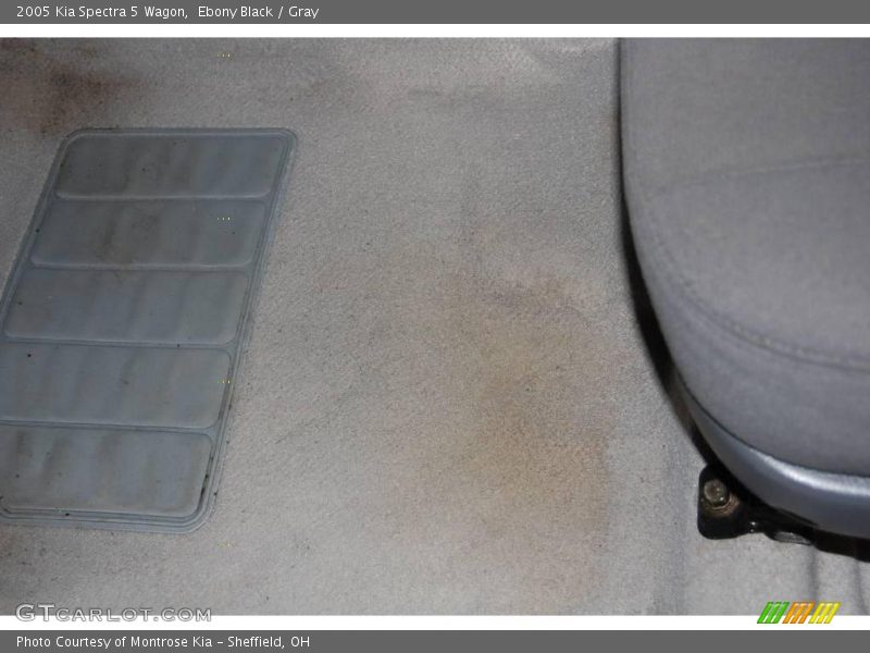 Ebony Black / Gray 2005 Kia Spectra 5 Wagon