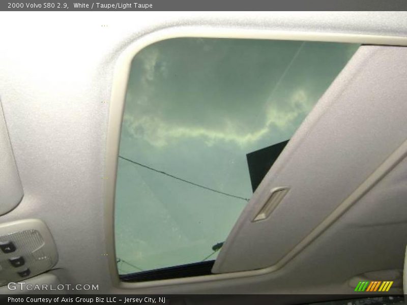 White / Taupe/Light Taupe 2000 Volvo S80 2.9