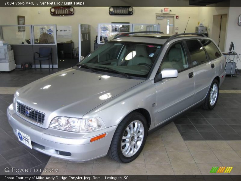 Silver Metallic / Light Taupe 2004 Volvo V40