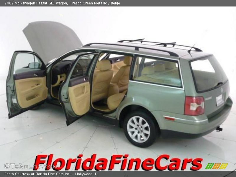 Fresco Green Metallic / Beige 2002 Volkswagen Passat GLS Wagon