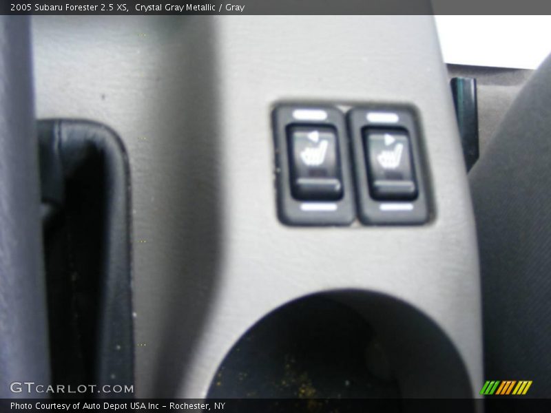Crystal Gray Metallic / Gray 2005 Subaru Forester 2.5 XS