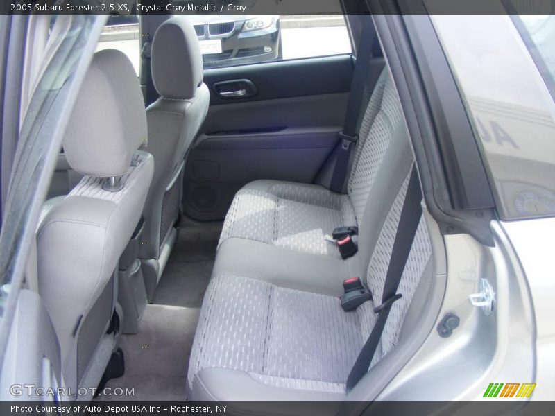 Crystal Gray Metallic / Gray 2005 Subaru Forester 2.5 XS