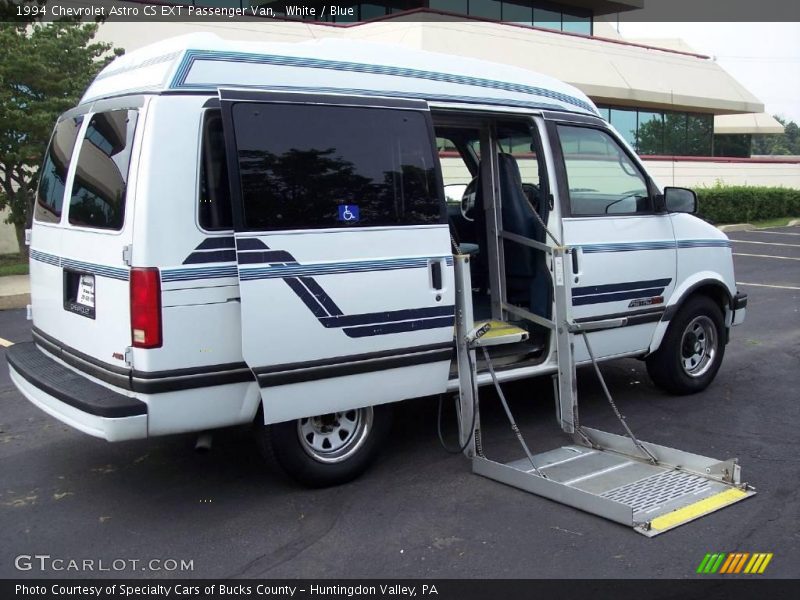White / Blue 1994 Chevrolet Astro CS EXT Passenger Van