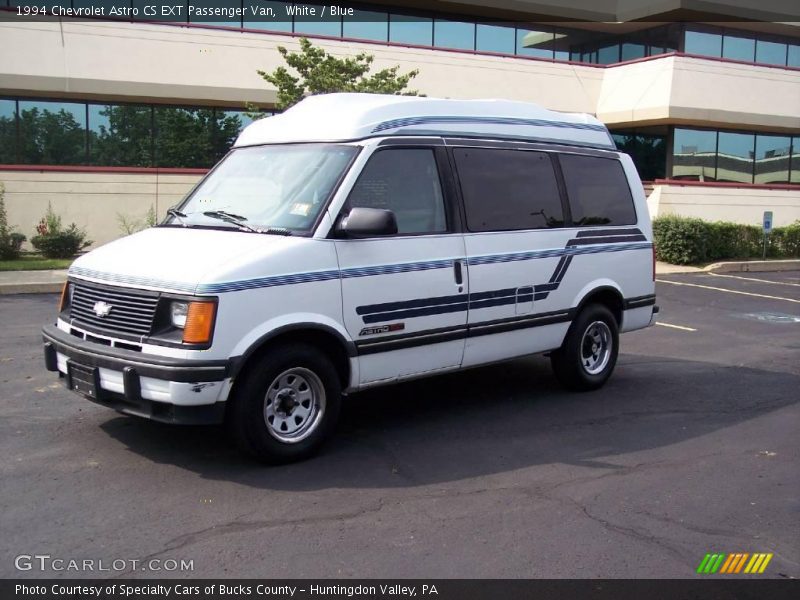 White / Blue 1994 Chevrolet Astro CS EXT Passenger Van