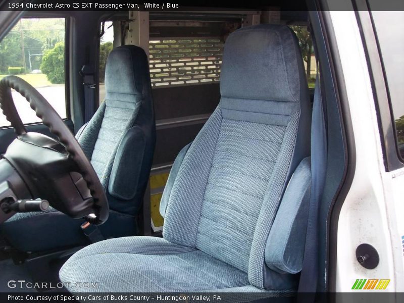 White / Blue 1994 Chevrolet Astro CS EXT Passenger Van