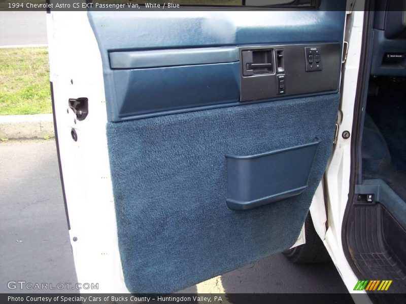 White / Blue 1994 Chevrolet Astro CS EXT Passenger Van