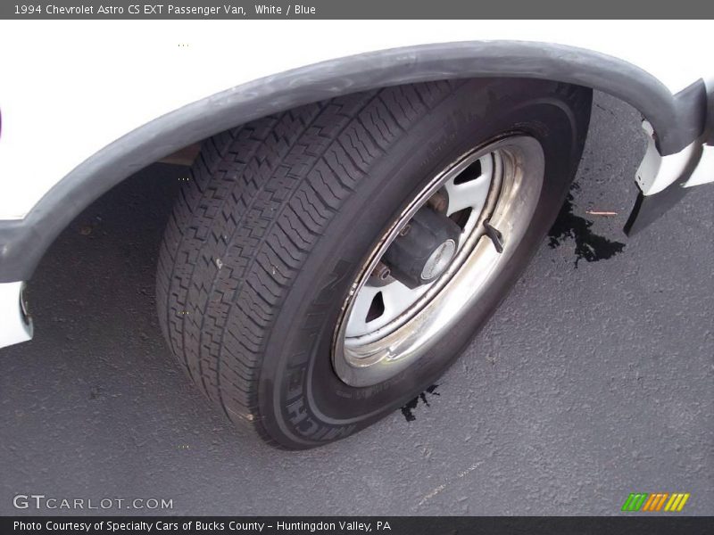 White / Blue 1994 Chevrolet Astro CS EXT Passenger Van