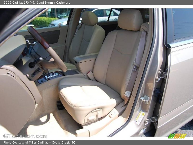 Sand Storm / Cashmere 2006 Cadillac SRX V6