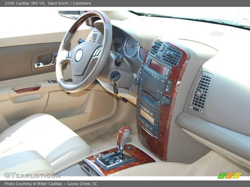 Sand Storm / Cashmere 2006 Cadillac SRX V6